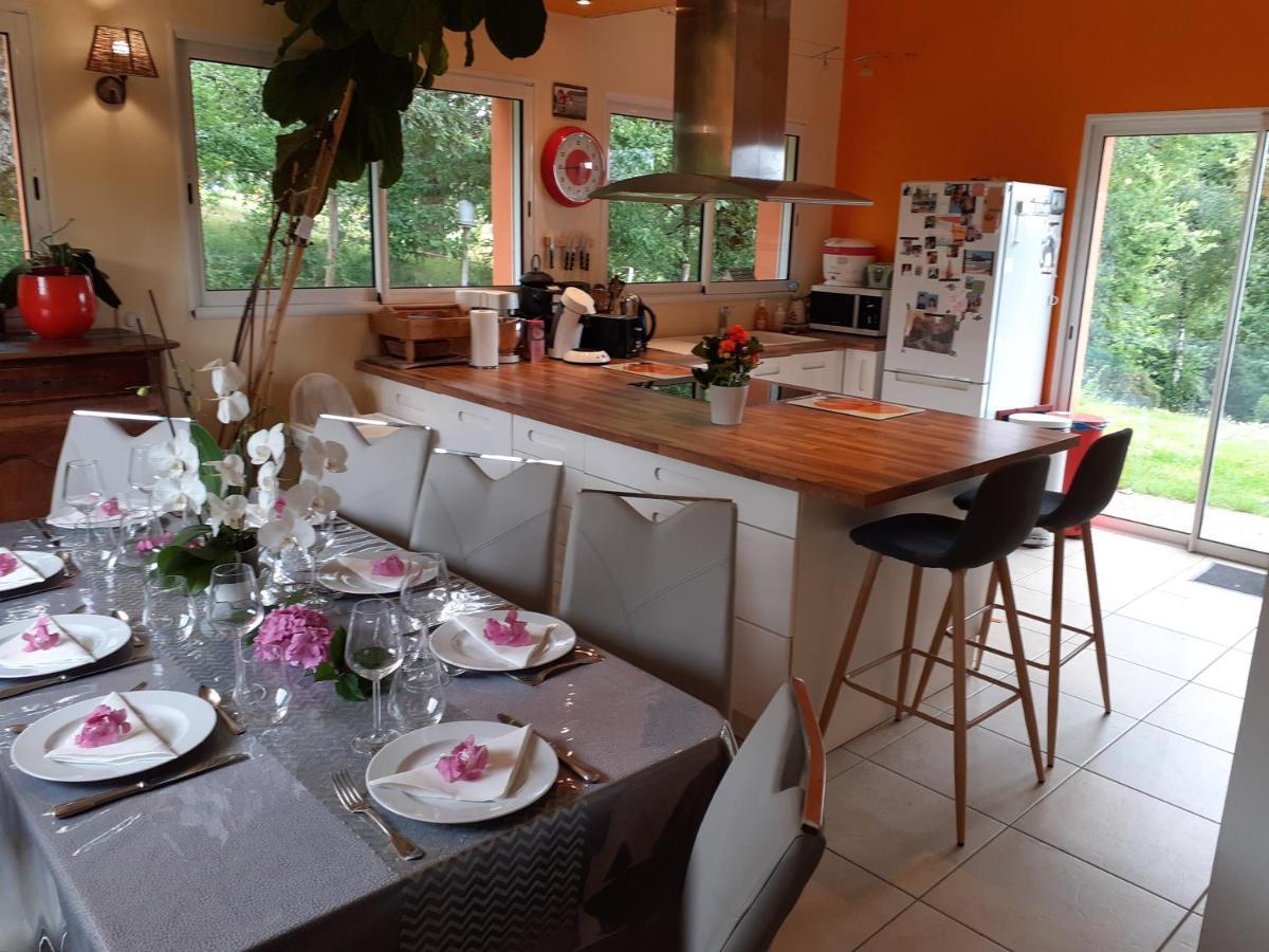 Belle Vue 1076 Villa Sainte-Colombe-en-Bruilhois Ngoại thất bức ảnh